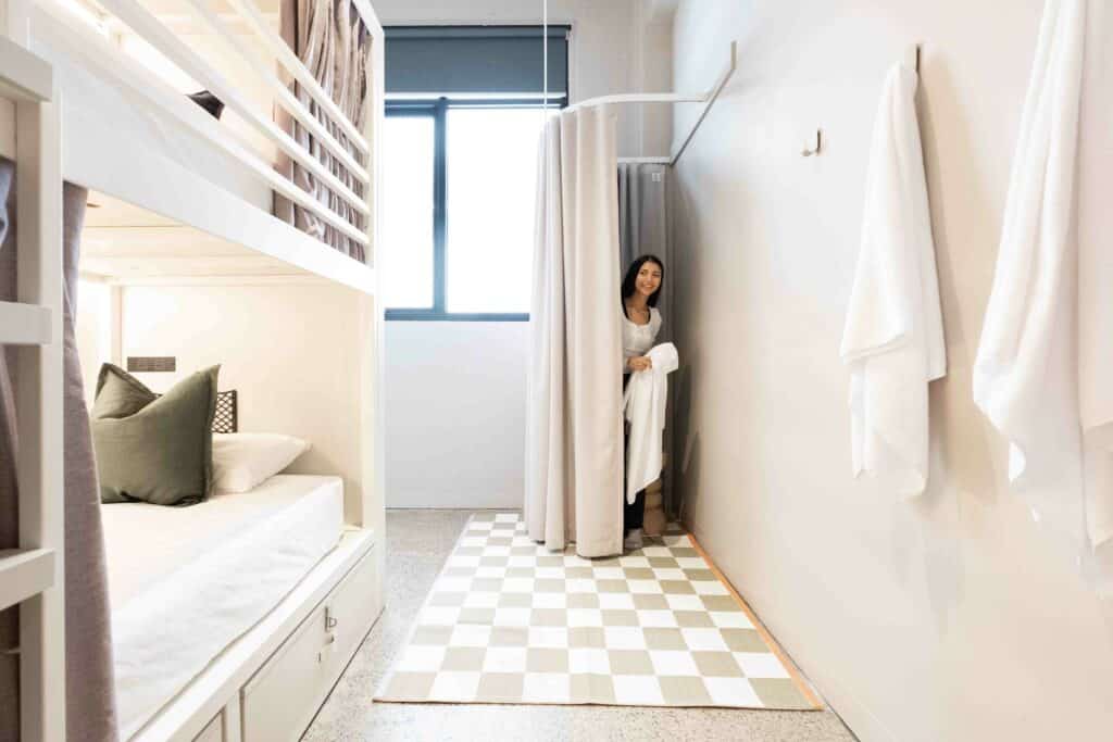 FEMALE SHARED SUITE